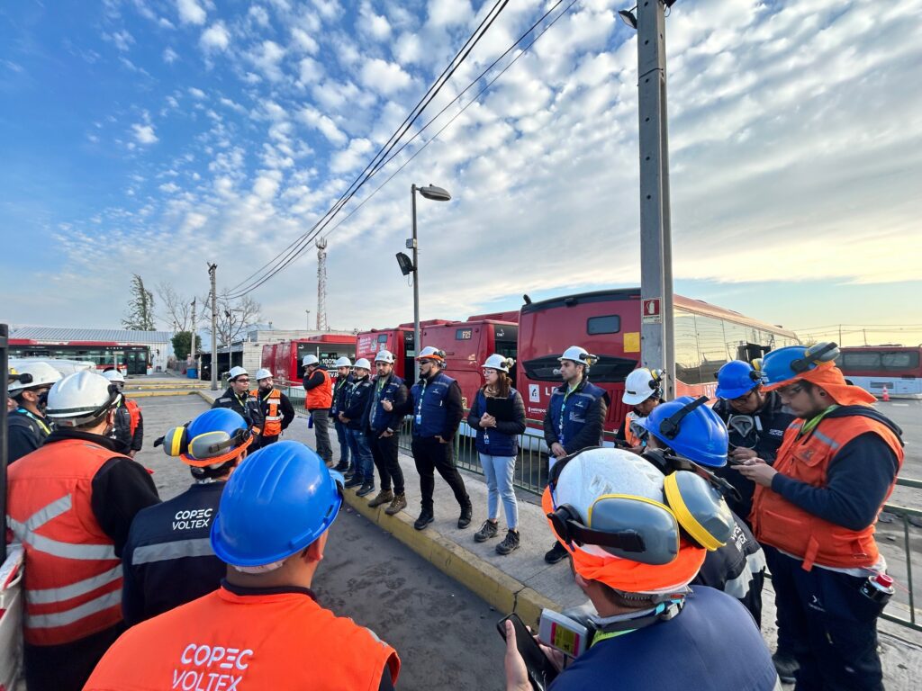 Talento detrás de Dhemax electromovilidad